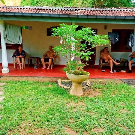 Arachchi Guest House Мирисса Экстерьер фото