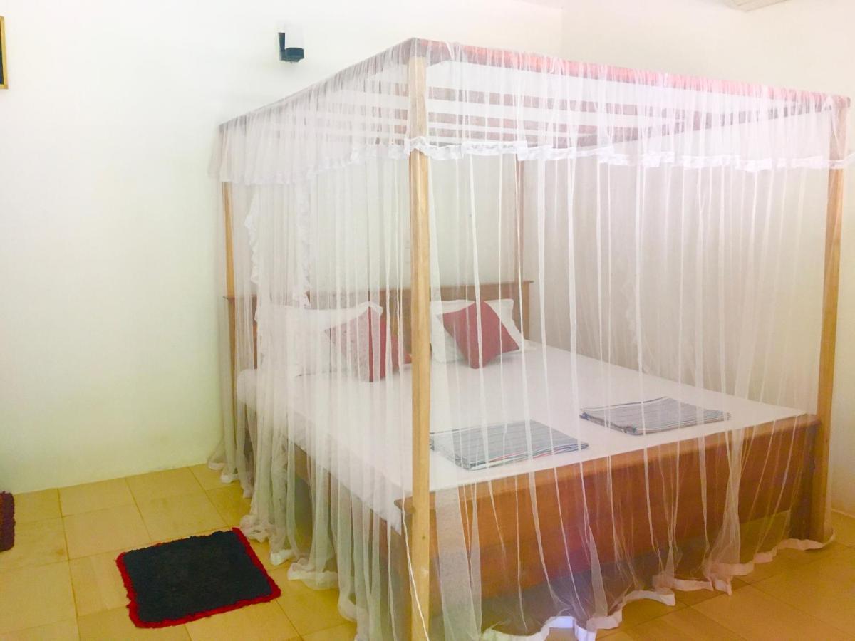 Arachchi Guest House Мирисса Экстерьер фото