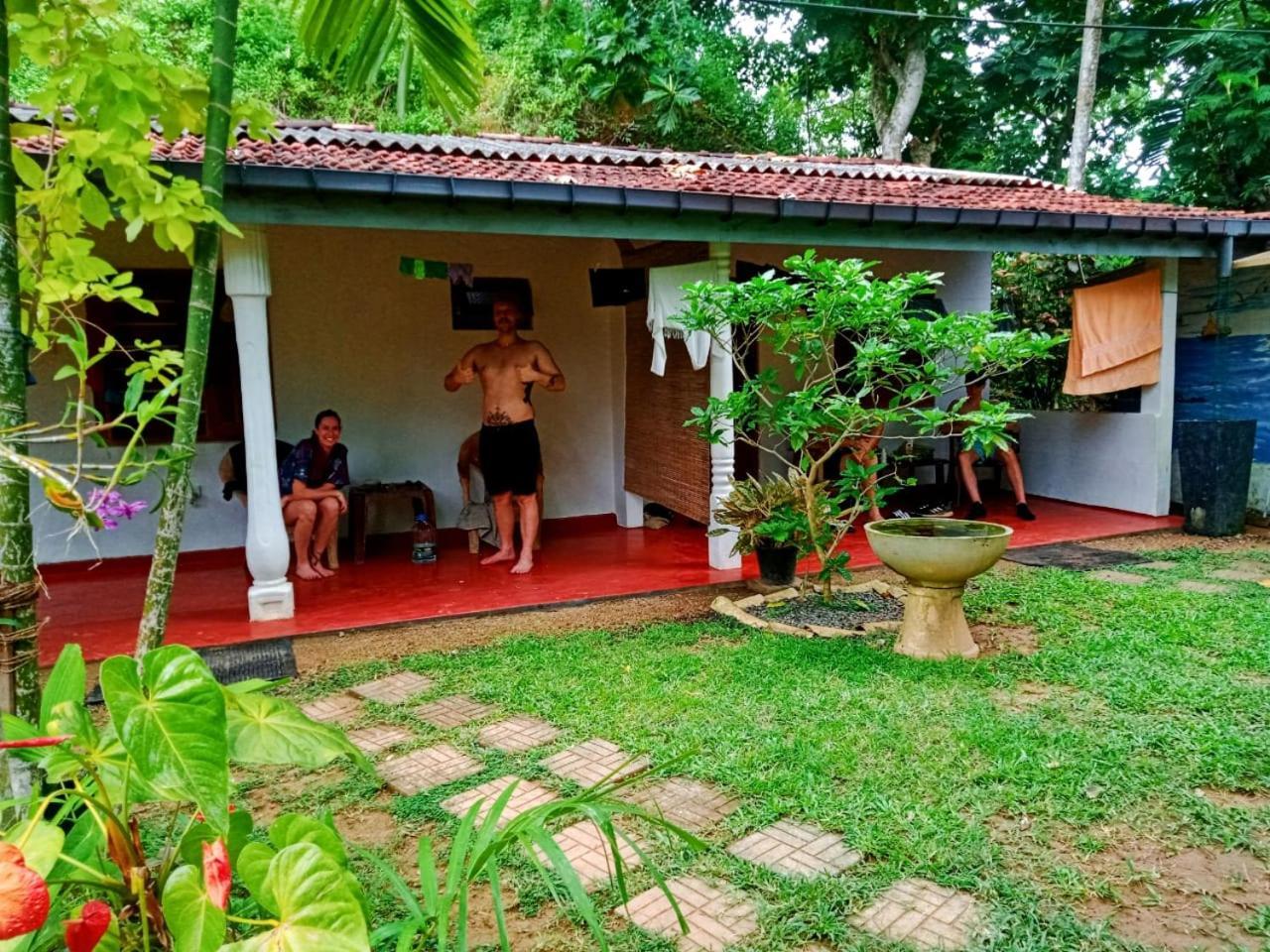 Arachchi Guest House Мирисса Экстерьер фото