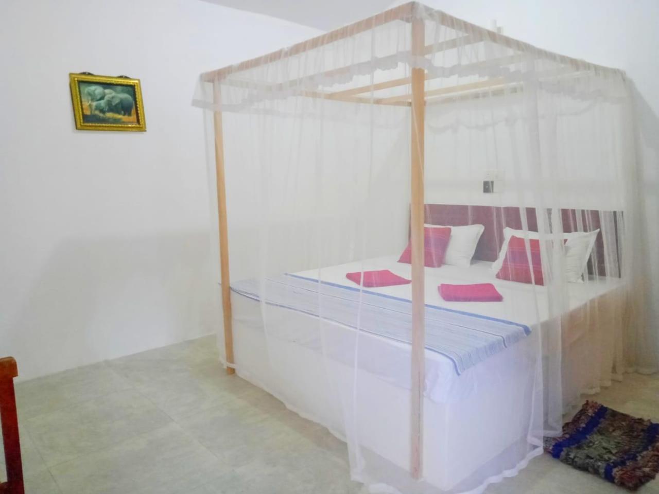 Arachchi Guest House Мирисса Экстерьер фото