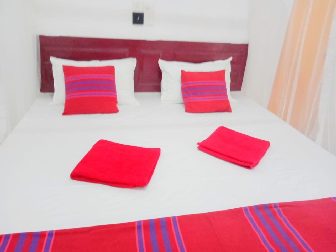 Arachchi Guest House Мирисса Экстерьер фото