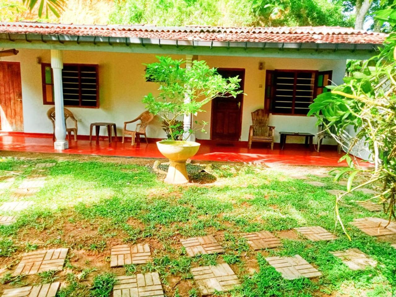 Arachchi Guest House Мирисса Экстерьер фото